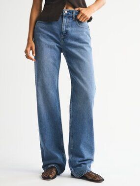 Abercrombie & Fitch 90s Relaxed High Rise Jeans 30 Short Blue Denim